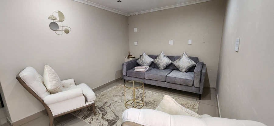 4 Bedroom Property for Sale in Weltevreden Valley Western Cape